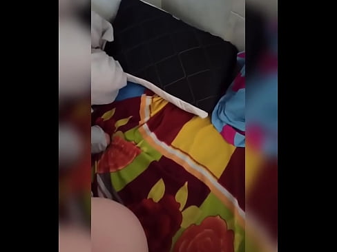 ❤️ Mening xonadoshim uyda yolg'iz qoladi, chunki eri ta'tilga ketadi va men uni sikish va eshagini sut bilan to'ldirish imkoniyatidan foydalanaman ️ Anal porno uz.com-porn-kai.ru ❤